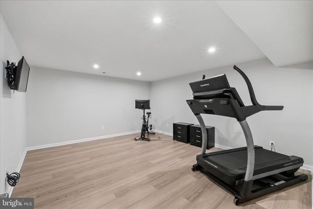 12428 SOUTHINGTON DR, Woodbridge, VA 22192