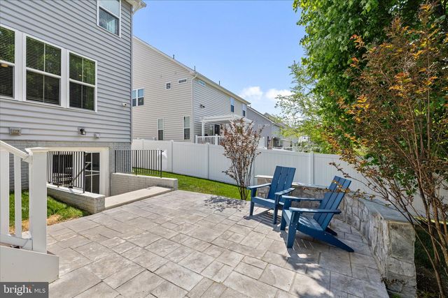 12428 SOUTHINGTON DR, Woodbridge, VA 22192