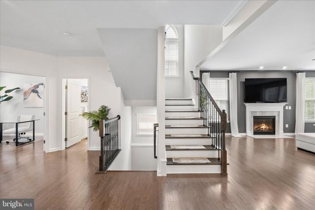 12428 SOUTHINGTON DR, Woodbridge, VA 22192