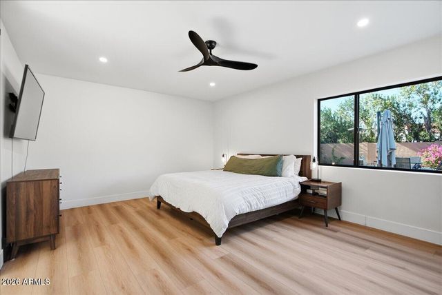 10678 E GOLD DUST Avenue, Scottsdale, AZ 85258