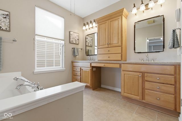 13017 Shiraz Lane, Fishers, IN 46037