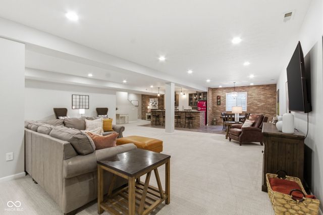 13017 Shiraz Lane, Fishers, IN 46037