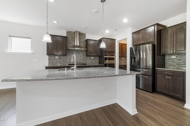 553 Duggins Point, Apex, NC 27523