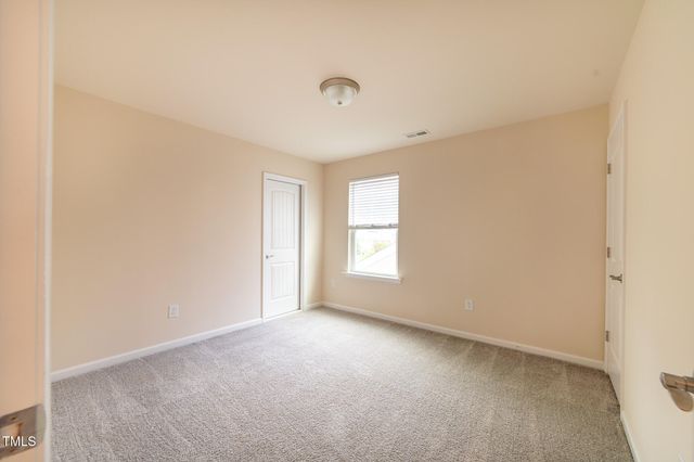 553 Duggins Point, Apex, NC 27523