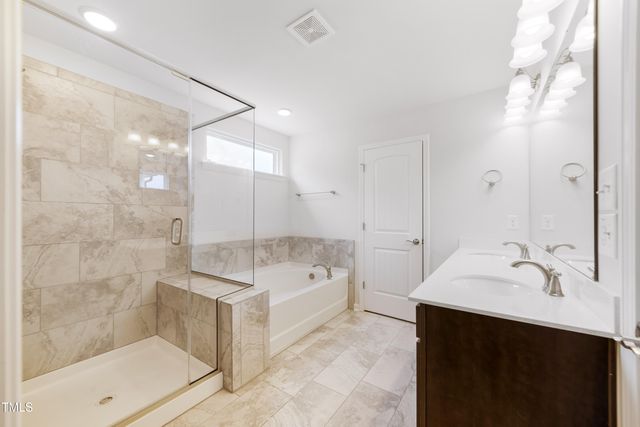 553 Duggins Point, Apex, NC 27523