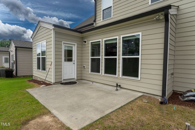 553 Duggins Point, Apex, NC 27523