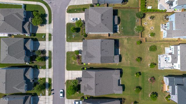 553 Duggins Point, Apex, NC 27523