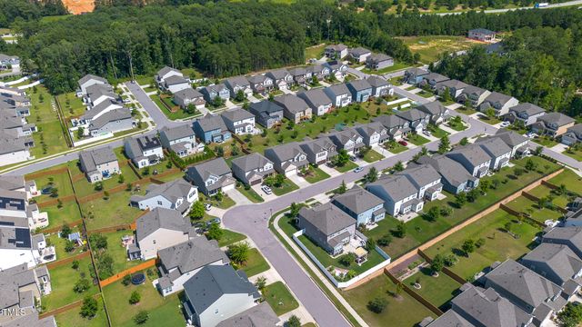 553 Duggins Point, Apex, NC 27523