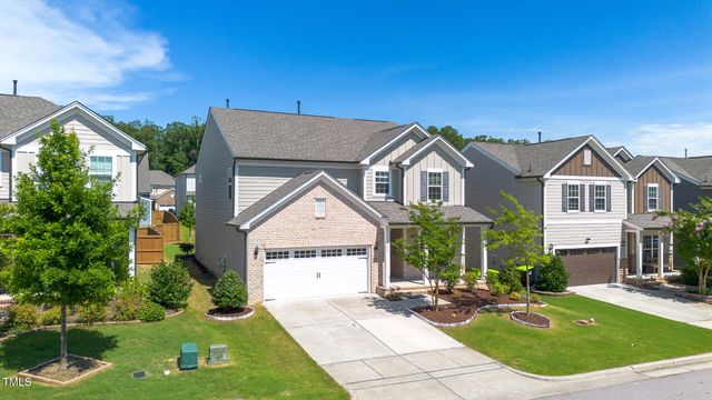 553 Duggins Point, Apex, NC 27523