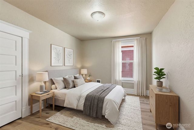 1621 W Knox Avenue, Spokane, WA 99205