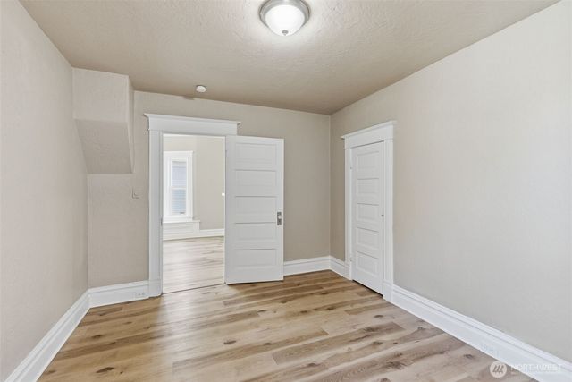 1621 W Knox Avenue, Spokane, WA 99205