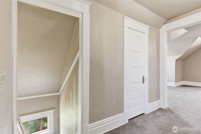 1621 W Knox Avenue, Spokane, WA 99205