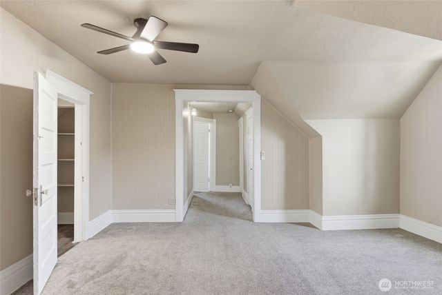 1621 W Knox Avenue, Spokane, WA 99205