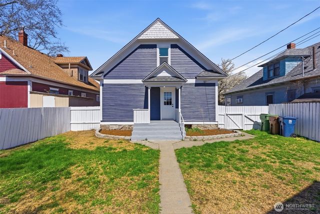 1621 W Knox Avenue, Spokane, WA 99205