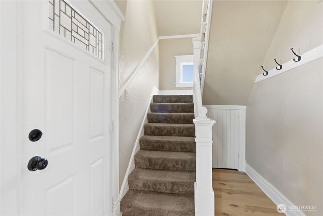 1621 W Knox Avenue, Spokane, WA 99205