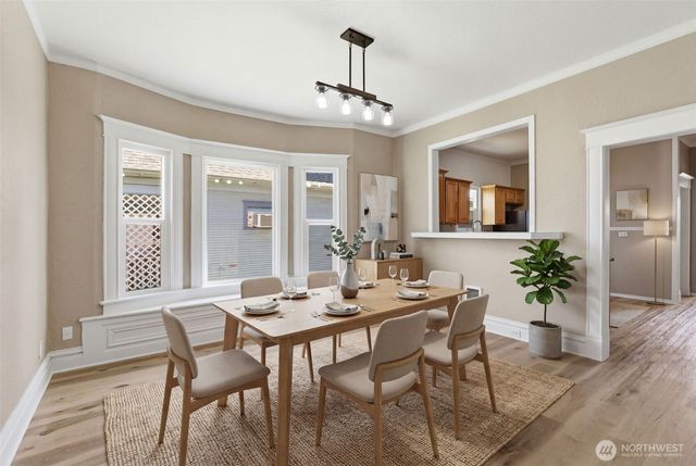 1621 W Knox Avenue, Spokane, WA 99205