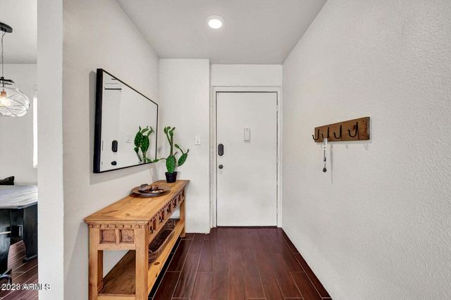 7625 E CAMELBACK Road B411, Scottsdale, AZ 85251