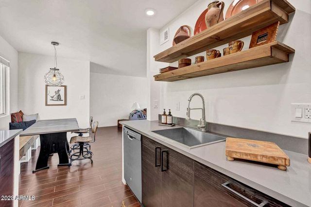 7625 E CAMELBACK Road B411, Scottsdale, AZ 85251