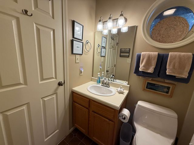 3930 E Eagle Bay Drive, Bloomington, IN 47401