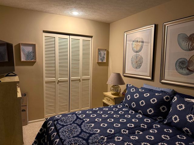 3930 E Eagle Bay Drive, Bloomington, IN 47401