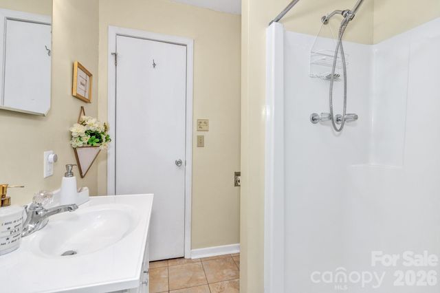 571 Tsisqua Circle, Brevard, NC 28712