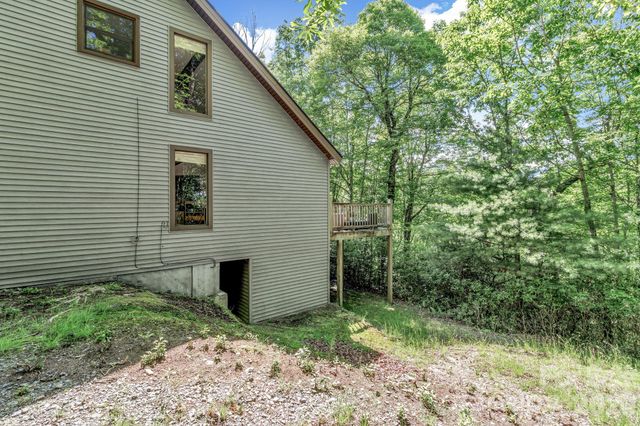 571 Tsisqua Circle, Brevard, NC 28712
