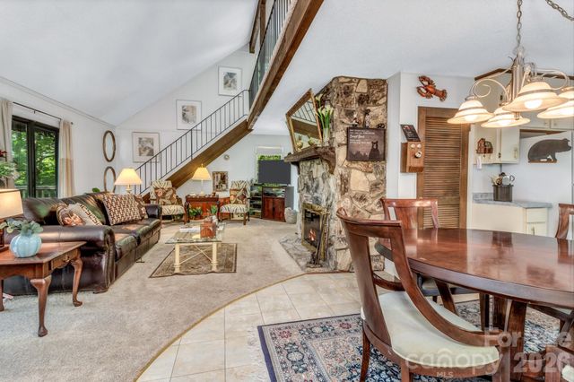 571 Tsisqua Circle, Brevard, NC 28712