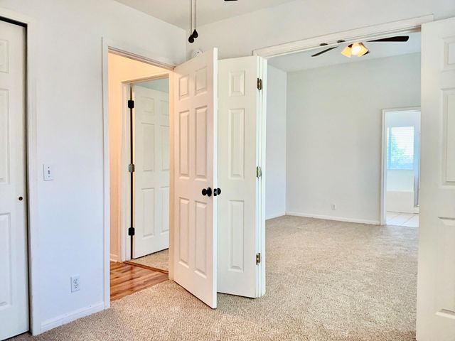 706 Stewart DR, Hutto, TX 78634