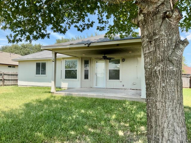 706 Stewart DR, Hutto, TX 78634