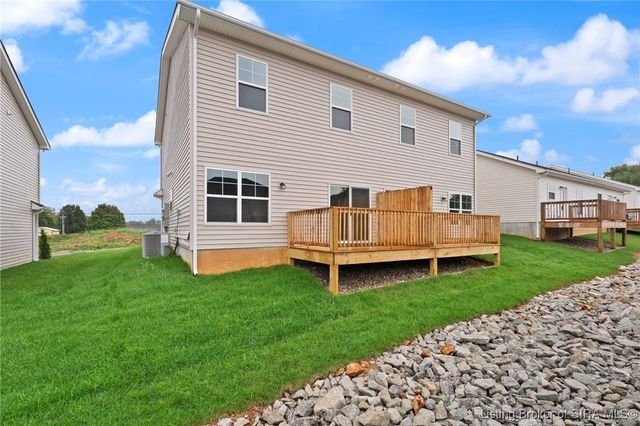 1557 Cypress Cove NW, Corydon, IN 47112