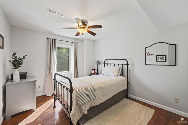 207 Carlisle Terrace, Manhattan, KS 66503