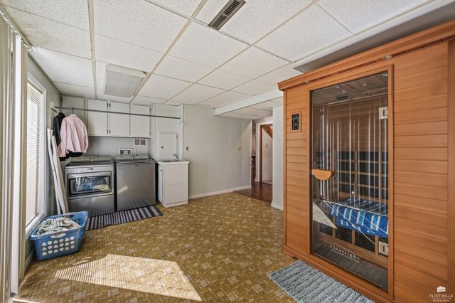 207 Carlisle Terrace, Manhattan, KS 66503