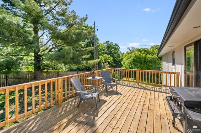207 Carlisle Terrace, Manhattan, KS 66503