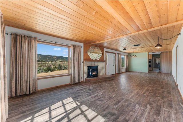 9715 Northside, Leona Valley, CA 93551