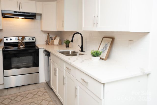 383 Camden Court NW, Concord, NC 28027