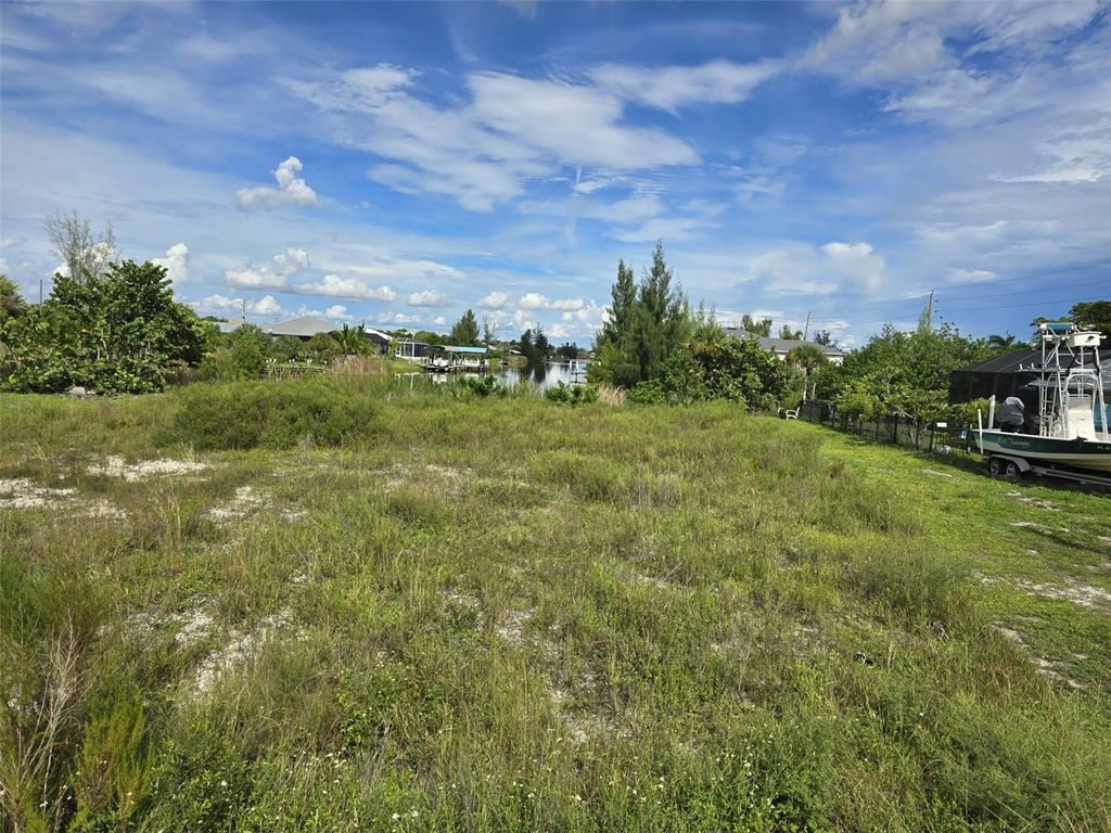 14488 FORT MYERS AVENUE, Port Charlotte, FL 33981