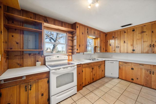 2709 Fm 637, Corsicana, TX 75109