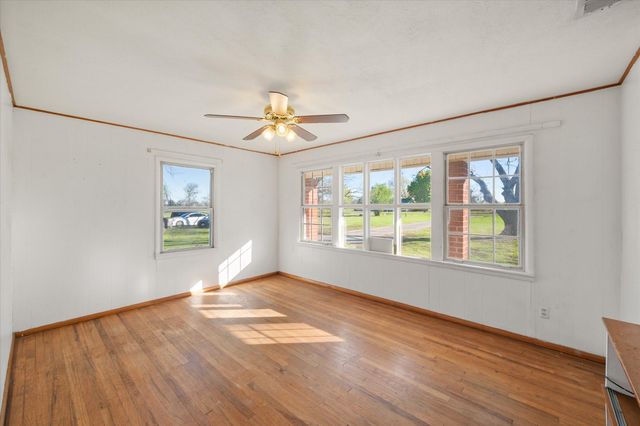 2709 Fm 637, Corsicana, TX 75109