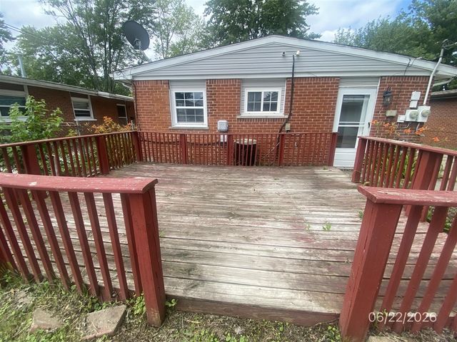 7953 Elm Street, Taylor, MI 48180