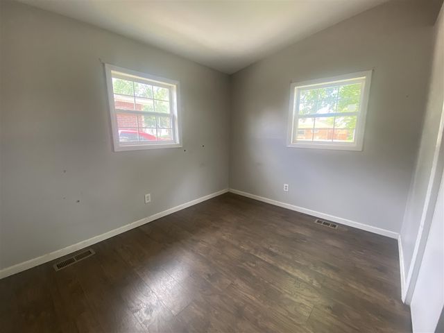 7953 Elm Street, Taylor, MI 48180