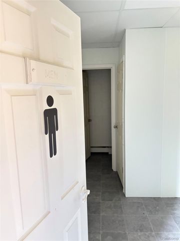 3041 Reeder Road, Independence Charter Township, MI 48346