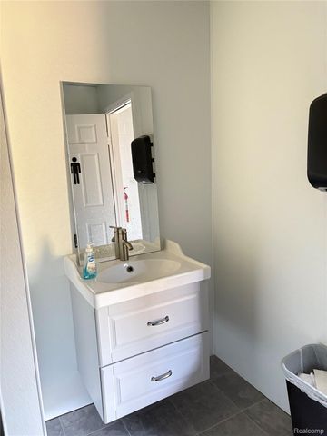 3041 Reeder Road, Independence Charter Township, MI 48346