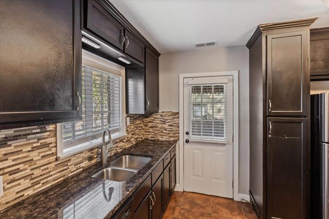 26 S CENTURY ST, Memphis, TN 38111