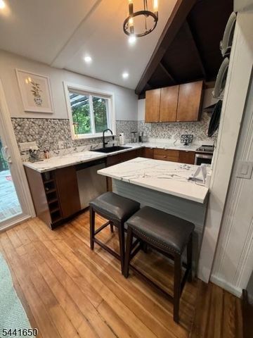 228 Waconia Rd, Vernon Twp., NJ 07422