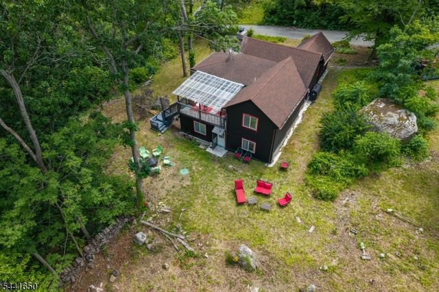228 Waconia Rd, Vernon Twp., NJ 07422
