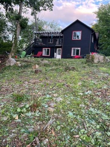 228 Waconia Rd, Vernon Twp., NJ 07422