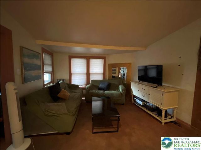 325 8th Street 2, Allentown City, PA 18102