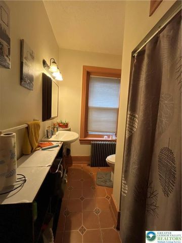 325 8th Street 2, Allentown City, PA 18102