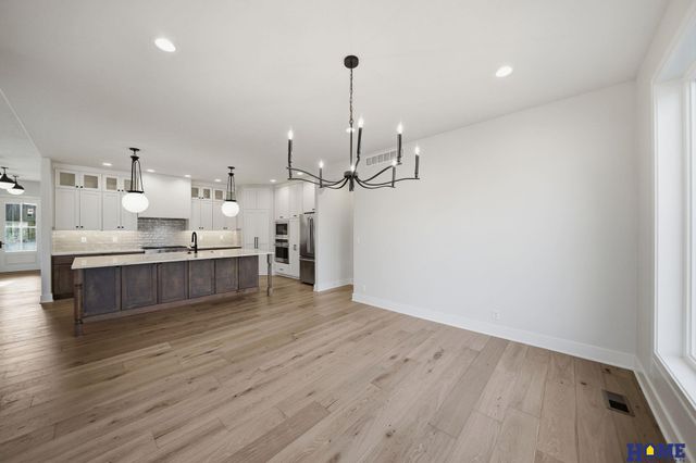 9200 Triana Lane, Lincoln, NE 68520