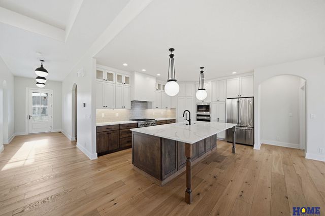 9200 Triana Lane, Lincoln, NE 68520